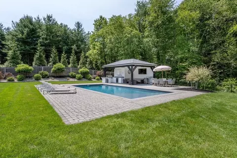 2 Overlook Rd, Canton, MA 02021 photo 18