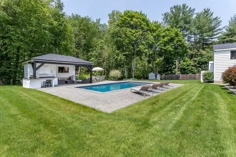 2 Overlook Rd, Canton, MA 02021 photo 17