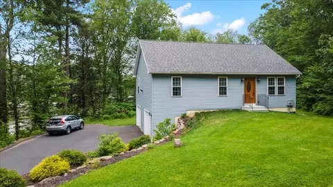 1085 Southbridge Rd, Warren, MA 01083