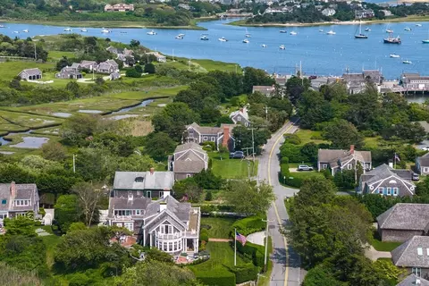 88 Champlain, Chatham, MA 02633 photo 3