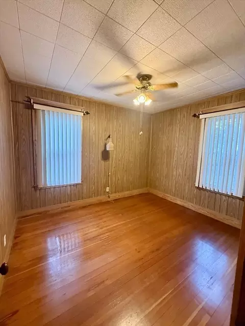 Bedroom - 362 Page Blvd, Springfield, MA 01104 photo 1 of 4