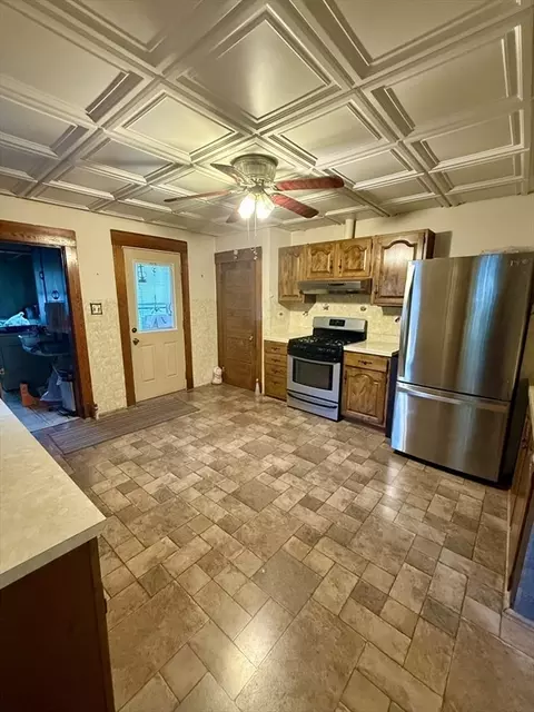 Kitchen - 362 Page Blvd, Springfield, MA 01104 photo 1 of 2