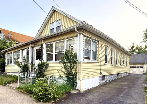 362 Page Blvd, Springfield, MA 01104