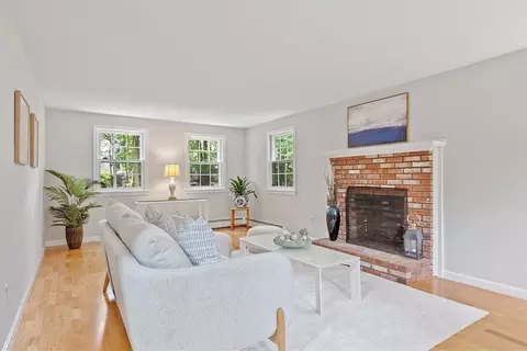 24 Squirrel Hill Rd, Acton, MA 01720 photo 5
