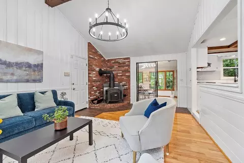 24 Squirrel Hill Rd, Acton, MA 01720 photo 9