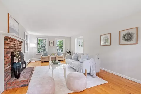 24 Squirrel Hill Rd, Acton, MA 01720 photo 4