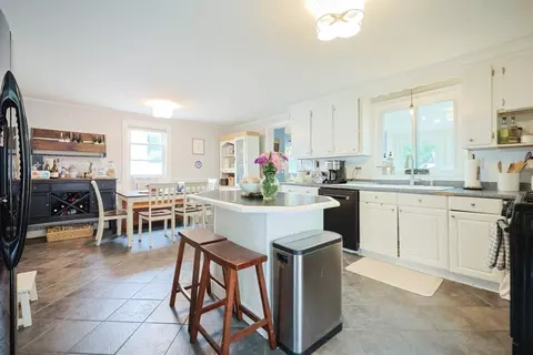 43 Thompson St, Maynard, MA 01754 photo 7