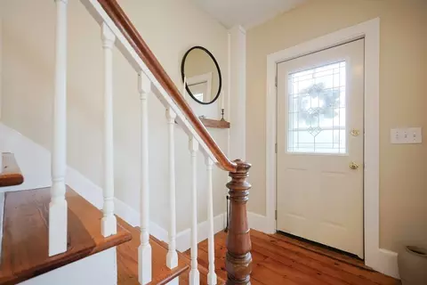 43 Thompson St, Maynard, MA 01754 photo 3