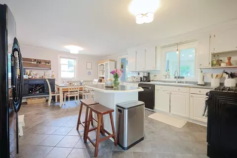43 Thompson St, Maynard, MA 01754 photo 12