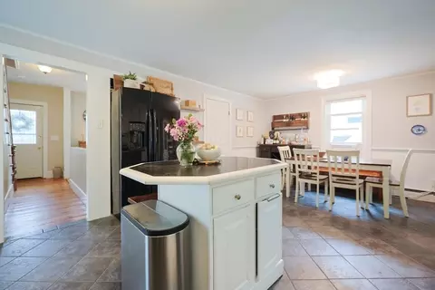 43 Thompson St, Maynard, MA 01754 photo 6