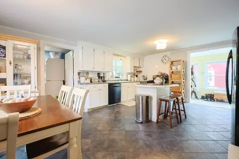43 Thompson St, Maynard, MA 01754 photo 10
