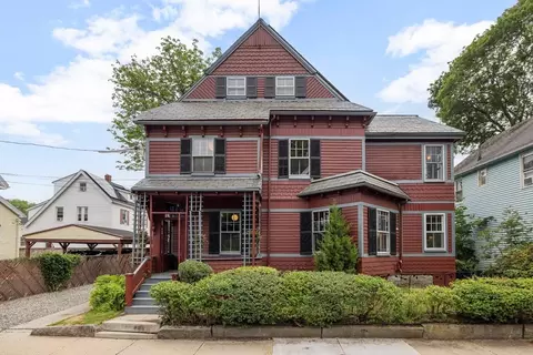 12 Temple St, Medford, MA 02155