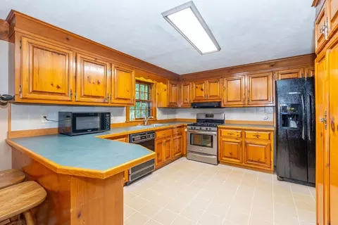 295 Forest St, Dunstable, MA 01827 photo 7