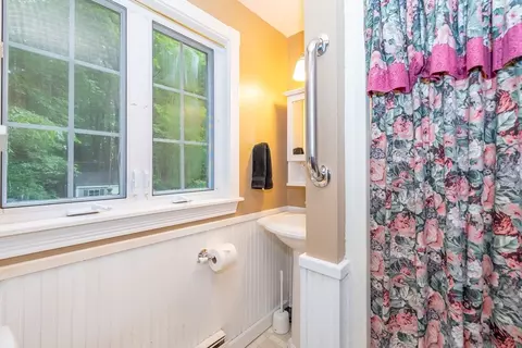 295 Forest St, Dunstable, MA 01827 photo 24
