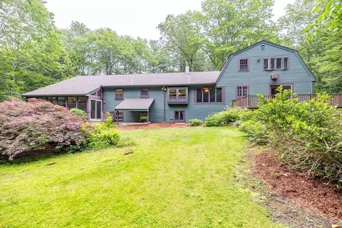 295 Forest St, Dunstable, MA 01827 photo 2