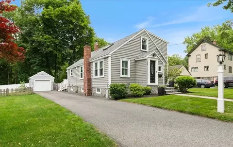 38 Pasho St, Andover, MA 01810
