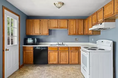 29 Lyman Ave #3, Easthampton, MA 01027 photo 12