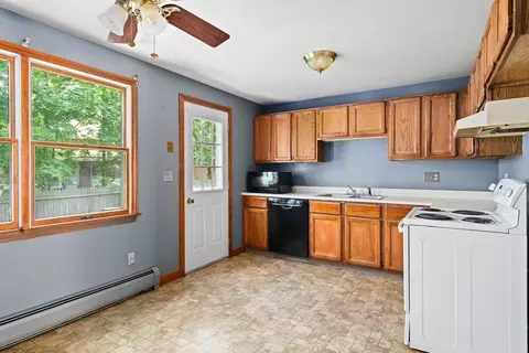 29 Lyman Ave #3, Easthampton, MA 01027 photo 11