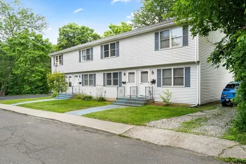29 Lyman Ave #3, Easthampton, MA 01027