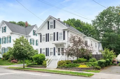 30 Oakland St #2, Newburyport, MA 01950