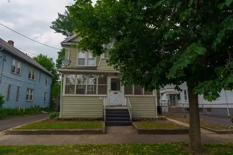 21-23 Howes St, Springfield, MA 01118 photo 2