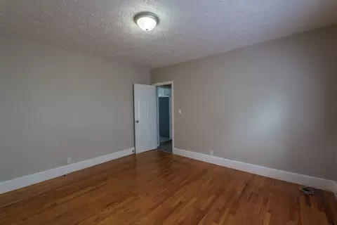 21-23 Howes St, Springfield, MA 01118 photo 13