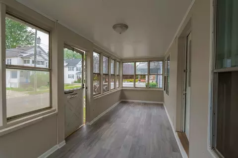 21-23 Howes St, Springfield, MA 01118 photo 14