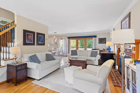 26 Pine Ave, Dracut, MA 01826 photo 7