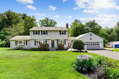 21 Pratt St, Billerica, MA 01821