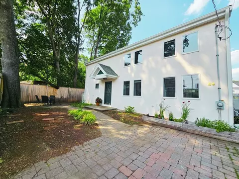 44 Monument St, Medford, MA 02155