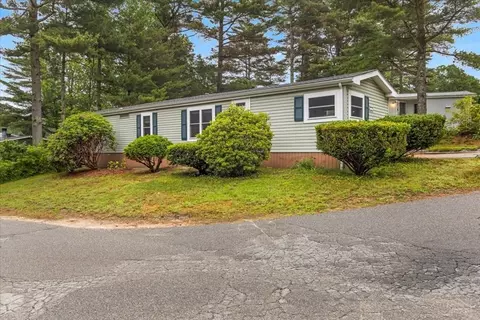 2 Williams St, Carver, MA 02330