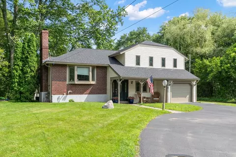 18 Mann St, Bellingham, MA 02019