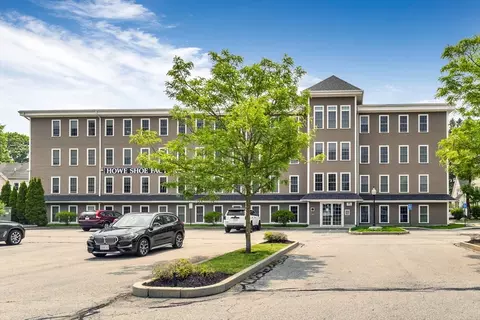 110 Pleasant St #203, Marlborough, MA 01752