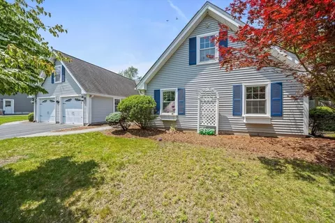 12 Richard Rd, Natick, MA 01760