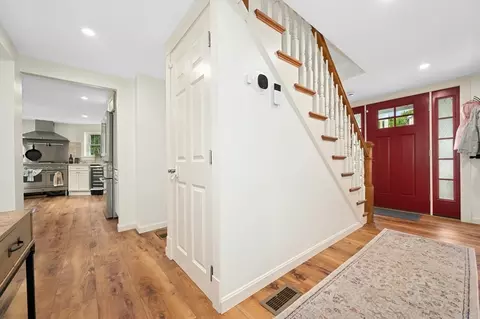26 Brooks St, Upton, MA 01568 photo 10