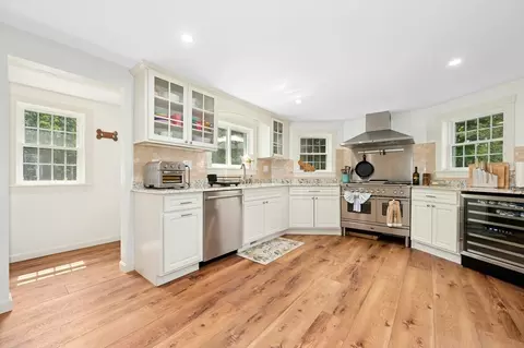 26 Brooks St, Upton, MA 01568 photo 12