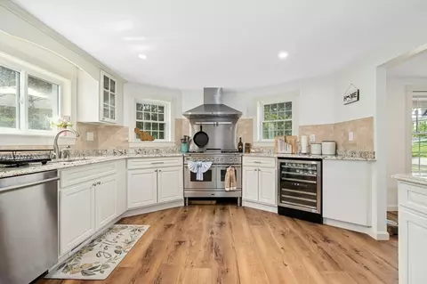 26 Brooks St, Upton, MA 01568 photo 11