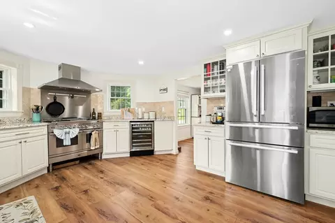 26 Brooks St, Upton, MA 01568 photo 14