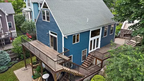 3 Gerry St, Marblehead, MA 01945