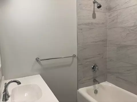 Bath - 404 Brayton Ave, Fall River, MA 02721 photo 1 of 4
