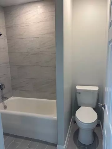 Bath - 404 Brayton Ave, Fall River, MA 02721 photo 3 of 4