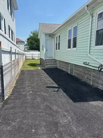 Entry Way - 404 Brayton Ave, Fall River, MA 02721 photo 1 of 8
