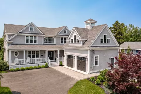 935 E Squantum St, Quincy, MA 02171