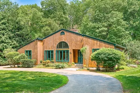 75 Winter St, Hopkinton, MA 01748