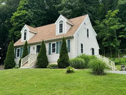 2 Belvidere Rd, Haverhill, MA 01830