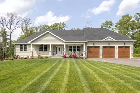 977 East St, Wrentham, MA 02093