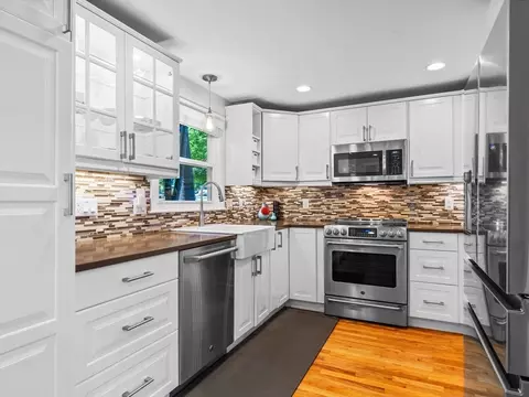 Kitchen - 1 Bow St, Wellesley, MA 02481 photo 1 of 1