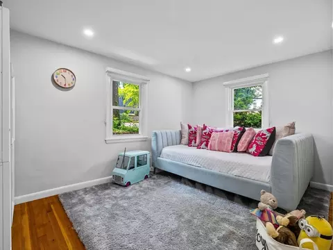 Bedroom - 1 Bow St, Wellesley, MA 02481 photo 3 of 3