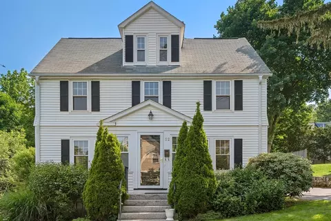52 Myrtle St, Newton, MA 02465