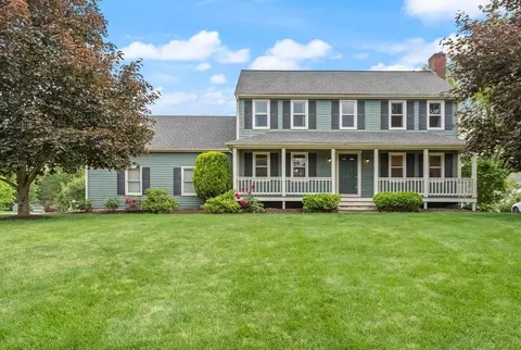20 Perez St, Attleboro, MA 02703
